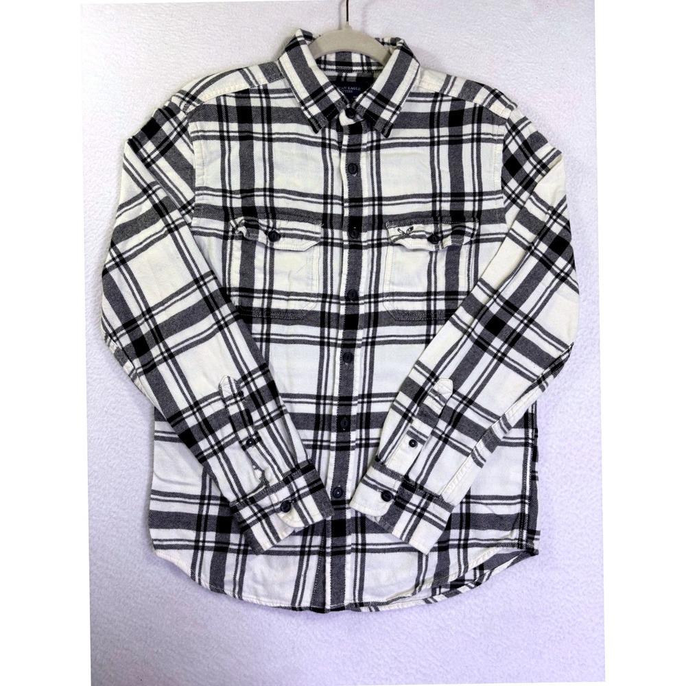 American Eagle Athletic Fit Plaid Button Down Flannel Shirt Black White Small